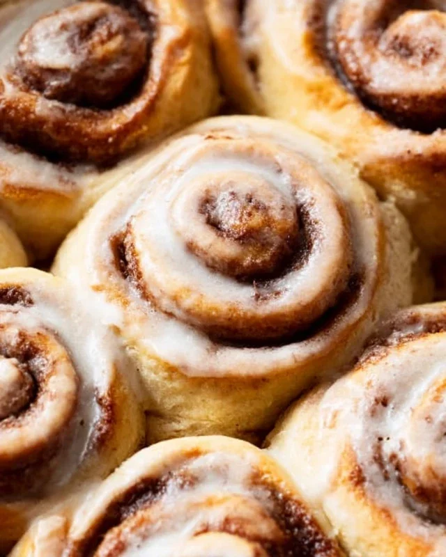 BEST Homemade Cinnamon Rolls