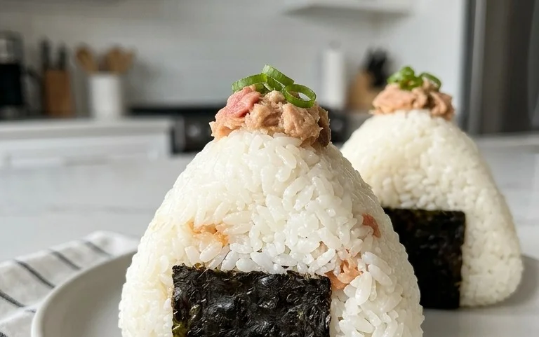 15-min. Easy Japanese Tuna Onigiri